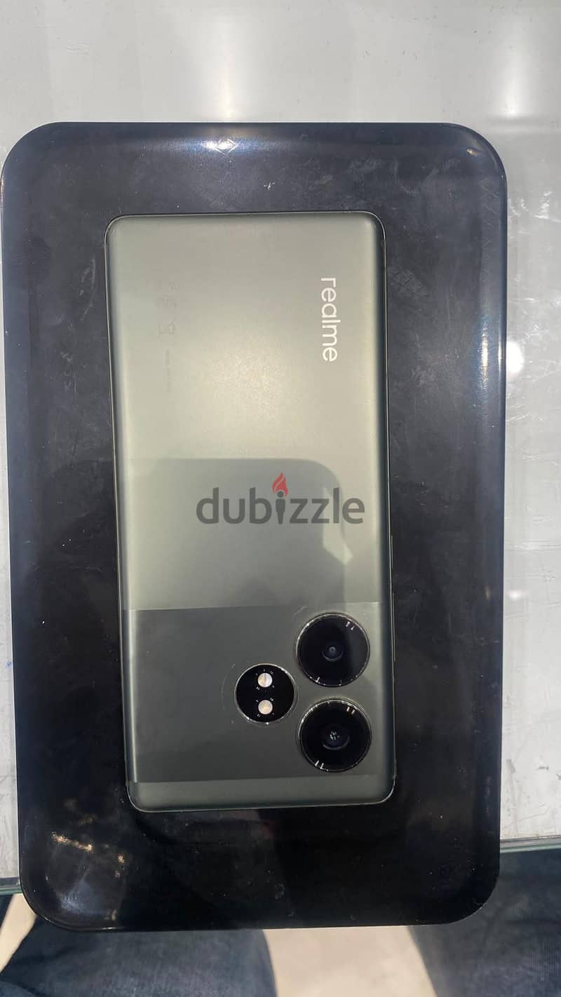 Realme GT 6T 3