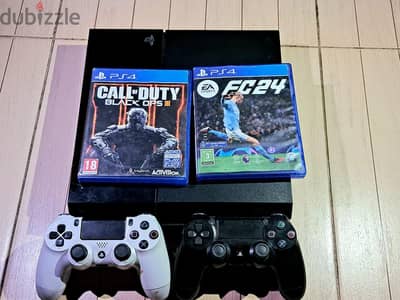 بلاي ستيشن 4 بحالة الممتازة + 2 دراع + 2 ألعاب (FIFA & Call of Duty)
