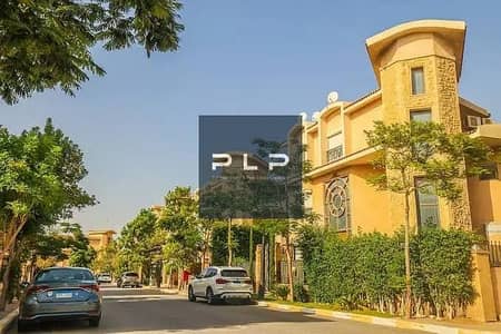 استلام فوري فيلا مستقله للبيع باقل سعر لسرعه البيع في كمبوند ريفير ووك river walk التجمع الخامس