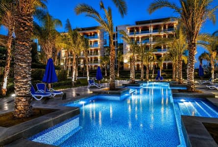 Apartment 210 sqm in La Vista El Patio Oro New Cairo Prime Location Water Features View Ready to Move Second Floor