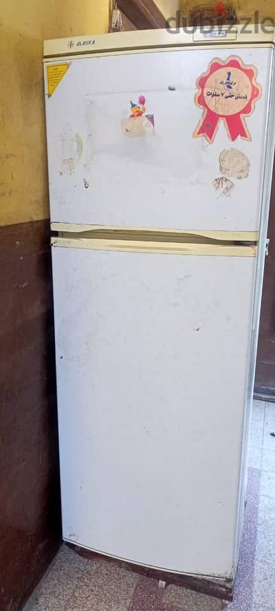 ثلاجة ألاسكا مستعملة للبيع