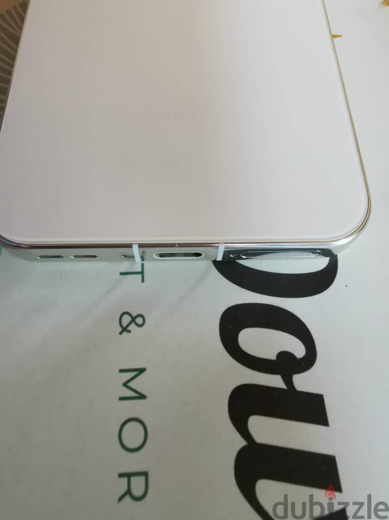 OPPO Find X8s 5