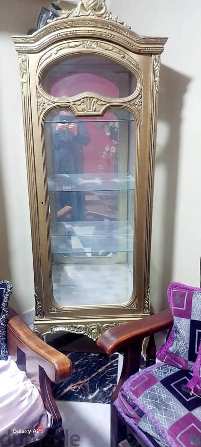 دولاب فضيات مدهب