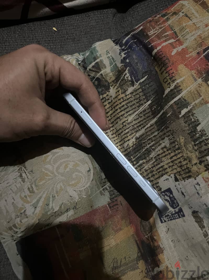 Apple - iPhone 15 3