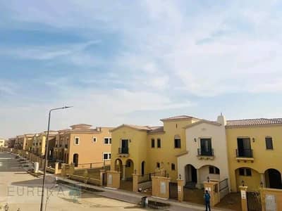 أقل سعر تاون هاوس ريسيل في City Gate بموقع مميز وإطلالة مباشرة على المساحات الخضراء واللاندسكيب، فرصة مميزة للسكن والاستثمار.