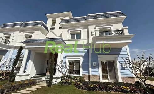 اخراكبر  تاون هاوس 427 م  بالسعر القديم استلام فوري في ماونتن فيو 1.1 prime location