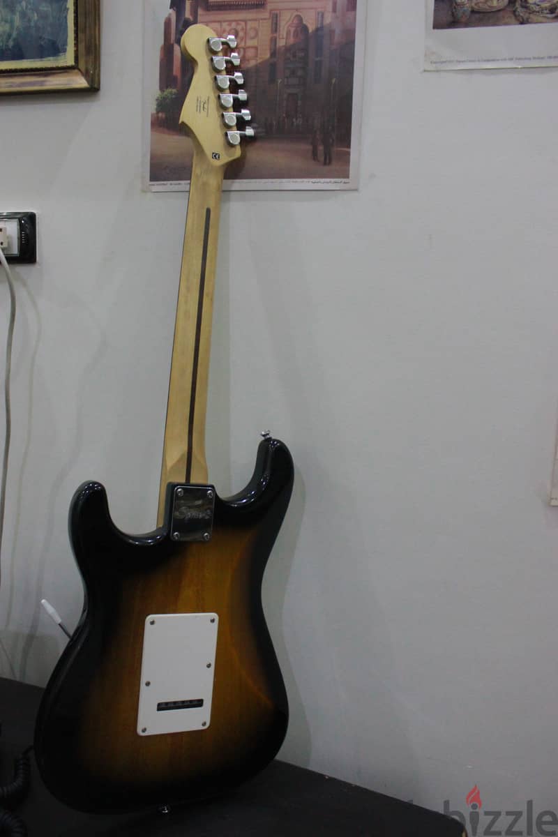 Fender Squier Bullet Stratocaster (HSS) with Amplifier & Accessories 4