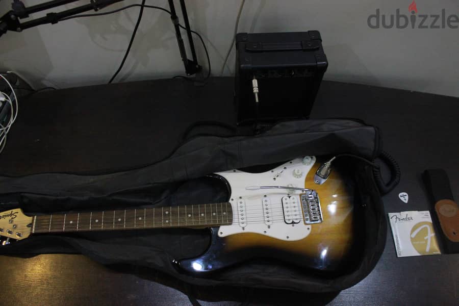 Fender Squier Bullet Stratocaster (HSS) with Amplifier & Accessories 9