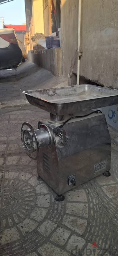 مفرمة  لحوم