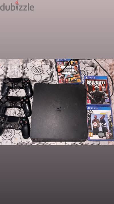 Ps4 slim - 1 tera , 3 joysticks , 3 games