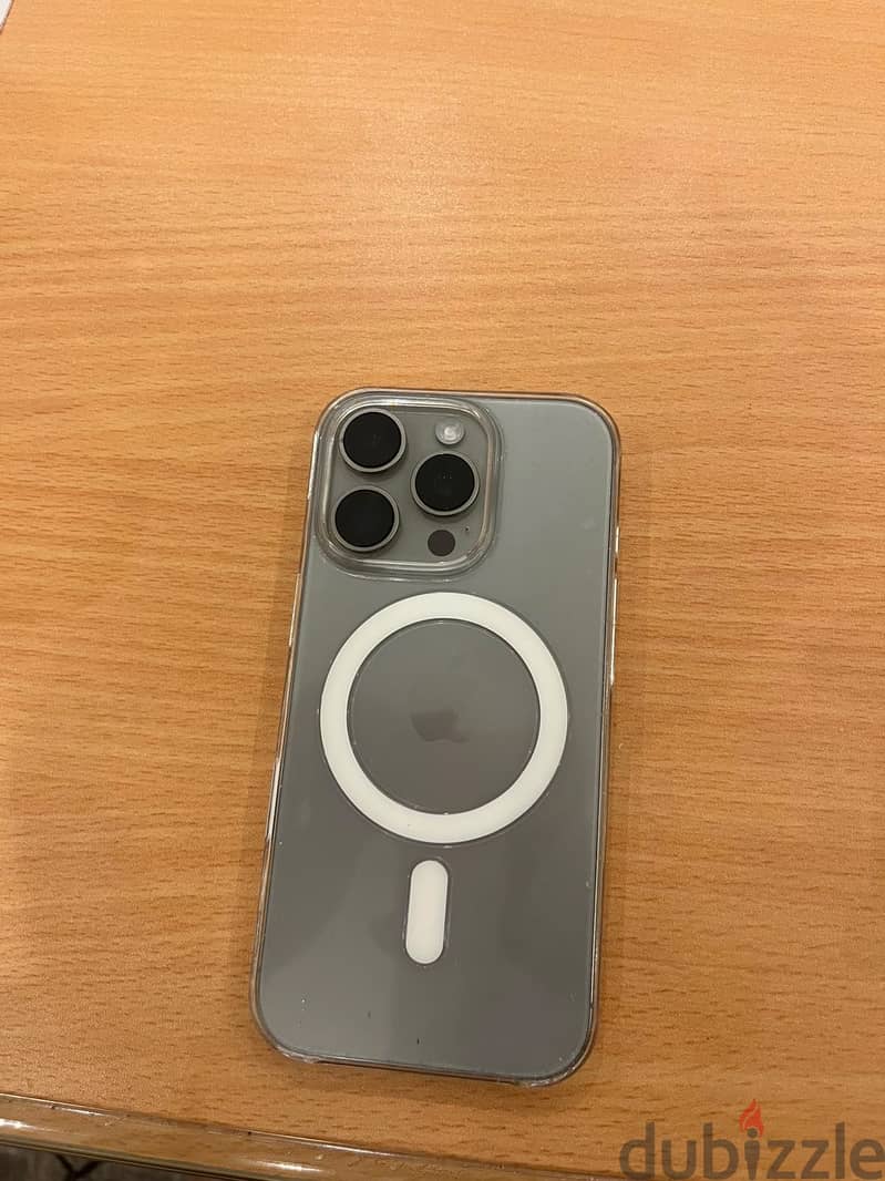 Apple - iPhone 16 pro 1