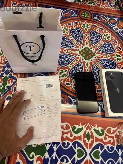 Apple - iPhone 13