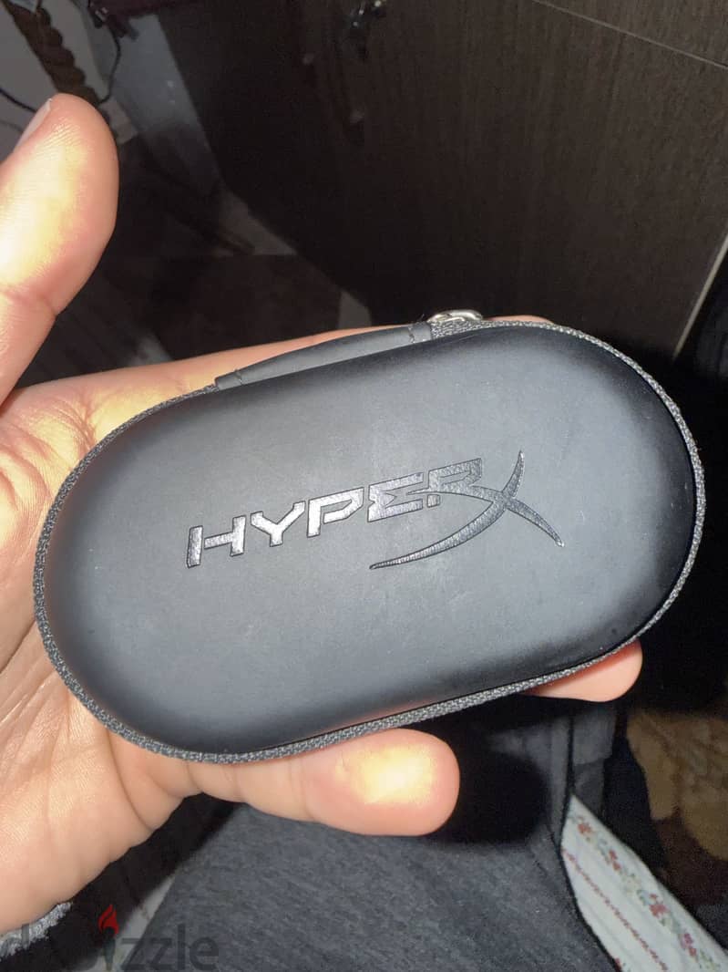 HyperX earbuds iii 4