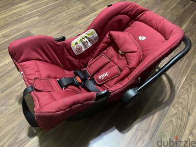 ‏Car seat Joie, used like new كار سيت - كرسي أطفال للعربية