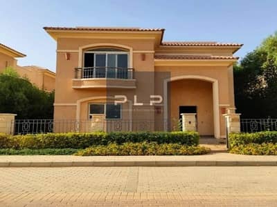 فيلا استاندالون للبيع ريسيل اقل من سعر السوق استلام فوري متشطبة بالتكييفات جاهزة علي السكن في كمبوند ستون بارك فيو لاند سكيب برايم لوكيشن