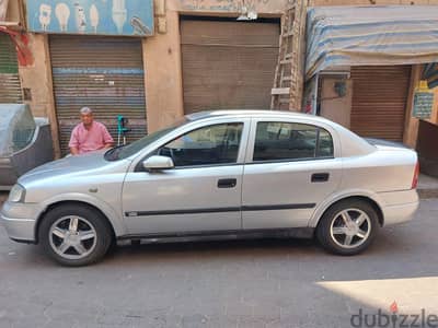 أوبل أسترا 2000