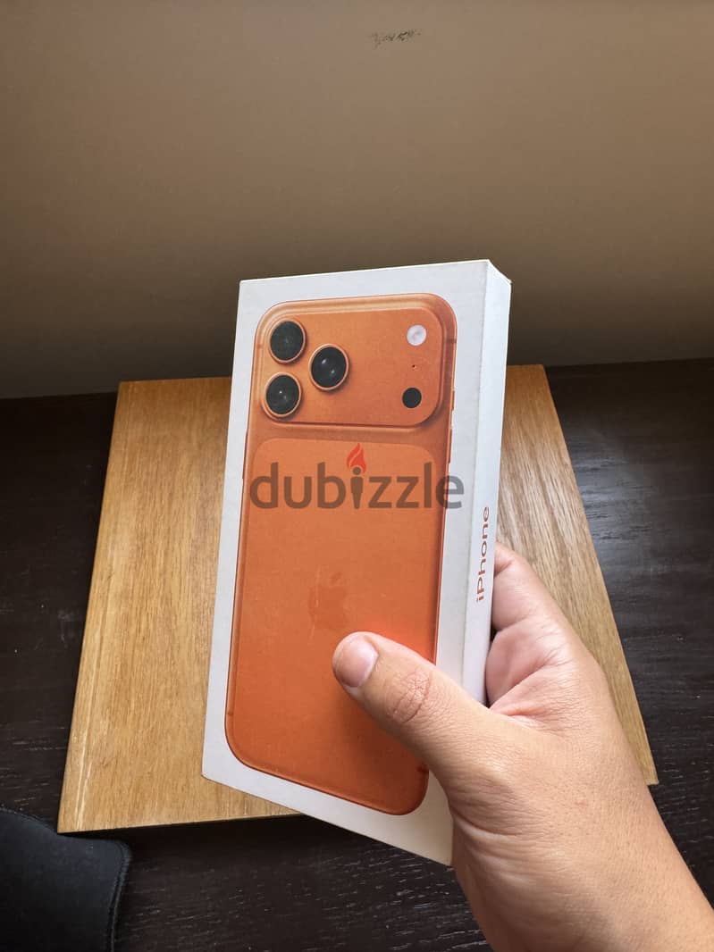 Apple - iPhone 17 Pro Max 2
