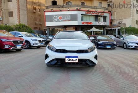 كيا جراند سيراتو موديل 2024 الفئة الرابعة متاح انظمة تقسيط