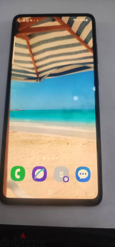 Samsung A72 like new with box