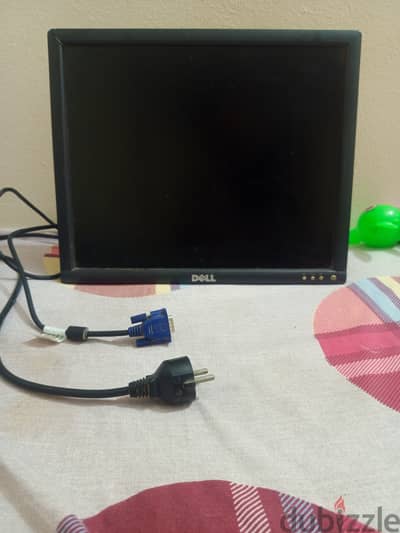 شاشة للبيع بسعر لقطه واردة من الخارج لايوجد بها اي عيوب نهائي