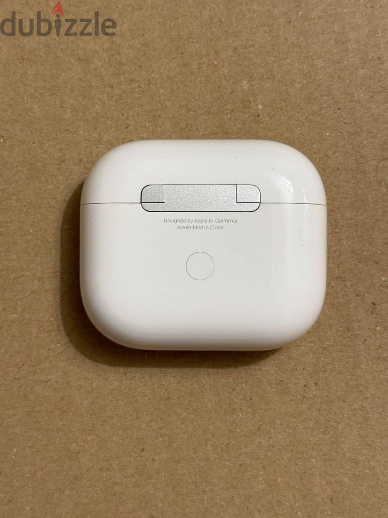 apple airpods 3 (generation 3) 3