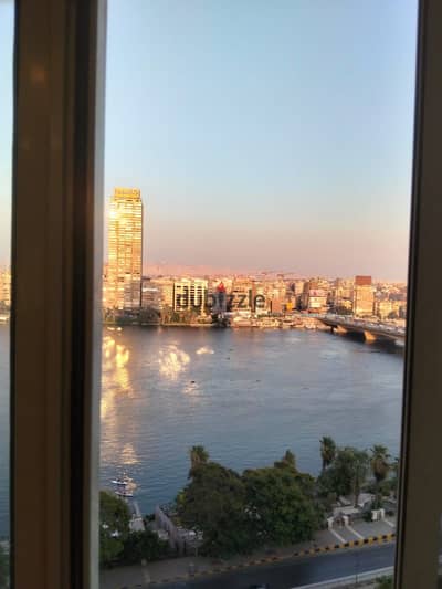 275 square meters apartment directly on the Nile, Nile Street, Giza, next to the Zoo and Four Seasons Hotel