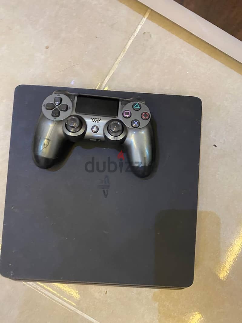 Ps4 slim 2