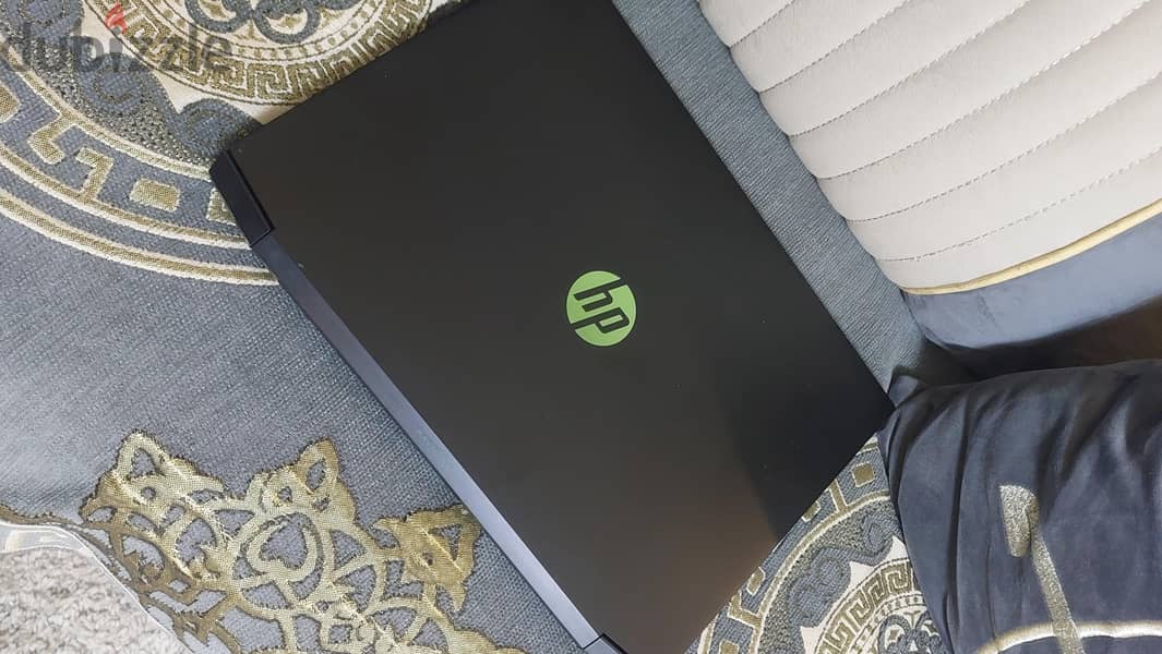 (hp pavilion 15  )  استعمال خفيف اوي كأنه زيرو حرفيا بدون خدش 2