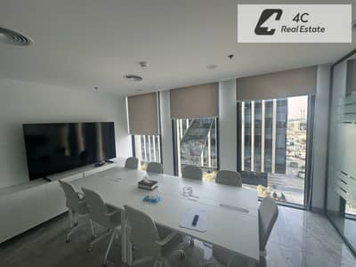 مكتب إداري واستلام فوري متشطب بالكامل بالتكييفات للإيجار 136 متر  في ايستاون EDNC – SODIC القاهرة الجديدة لوكيشن برايم