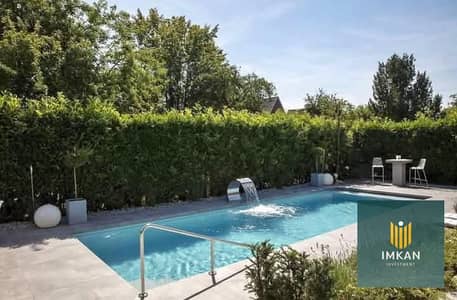 Villa with a swimming pool located opposite Madinaty (immediate handover) for sale in the Rosail Mostakbal City compound; available via a 10-year inst