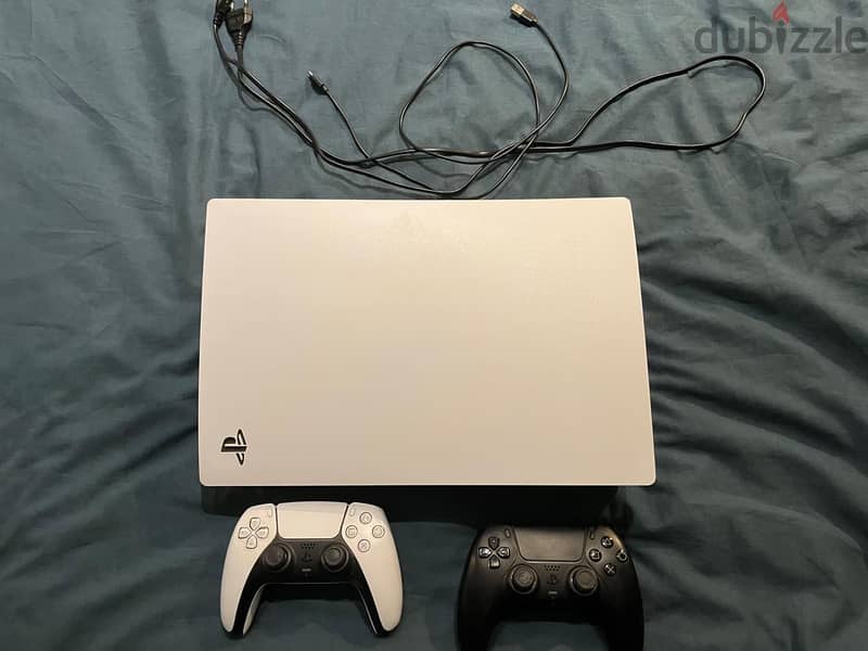 Playstation 5 / PS5 - excellent condition 3
