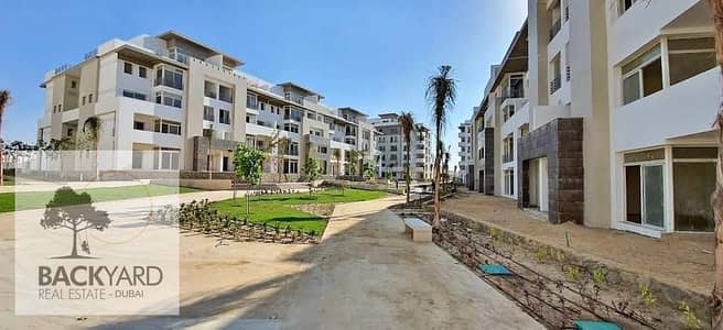 بسعر اول طرح استلم شقتك في كمبوند هايد بارك في التجمع الخامس قريبة جدا من الجامعة الامريكية بمقدم 5% فقط