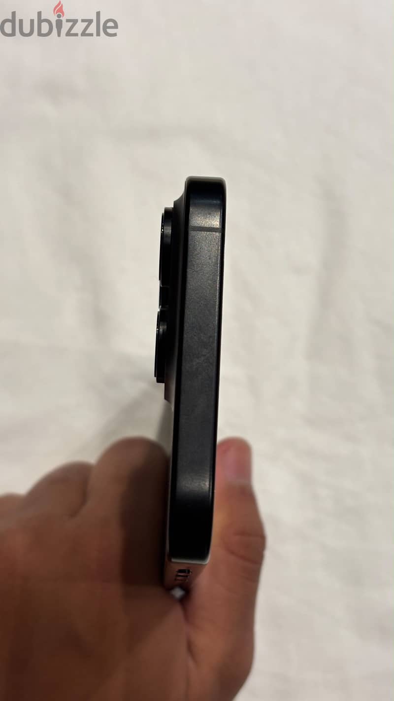 Apple - iPhone 16 Pro Max 2