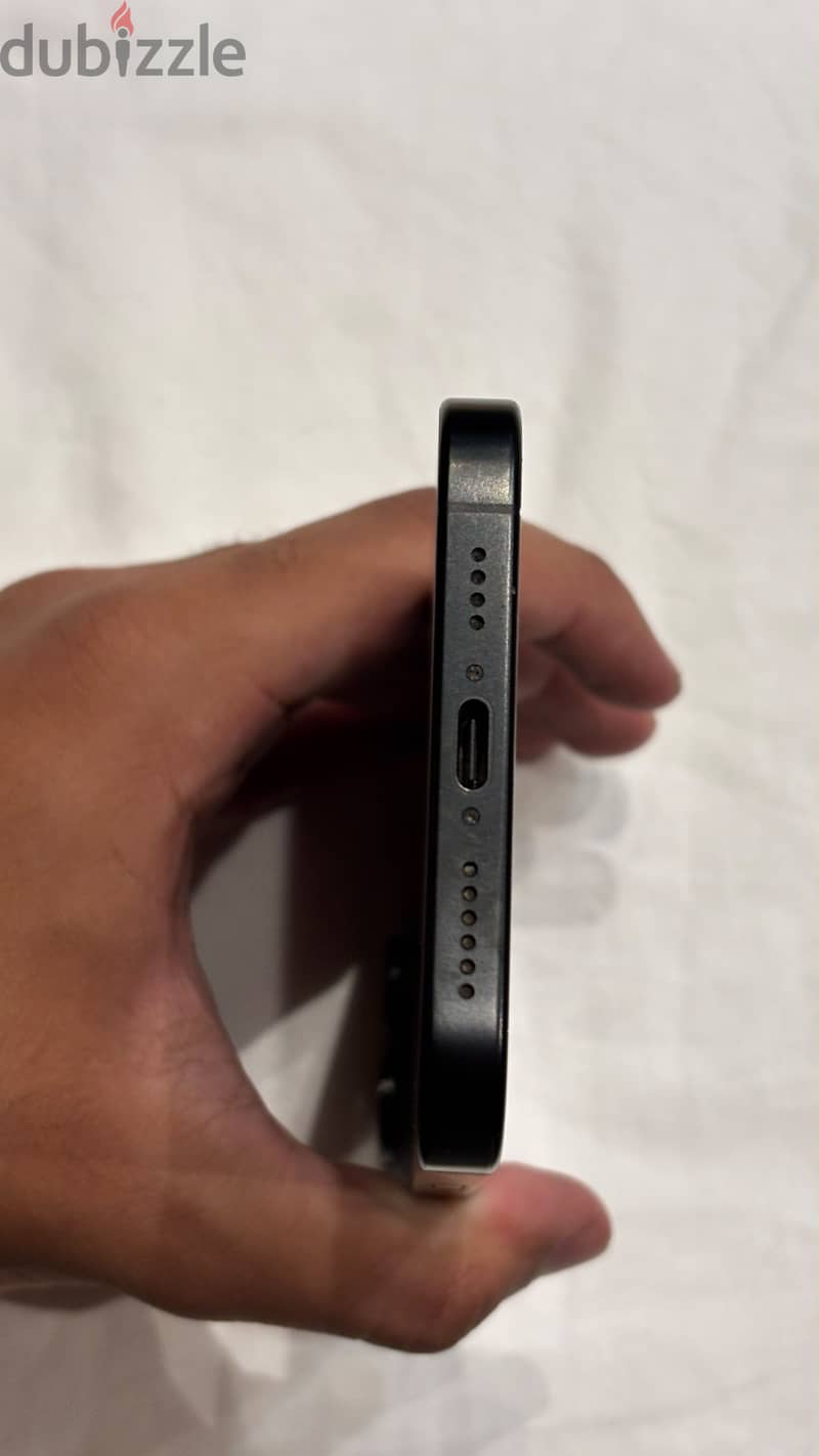 Apple - iPhone 16 Pro Max 4