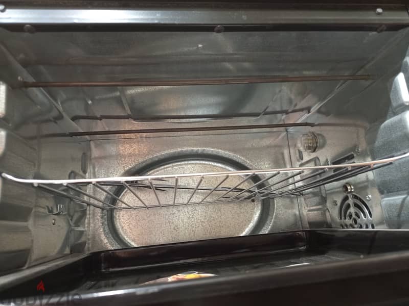 Fresh Oven (as new) 2