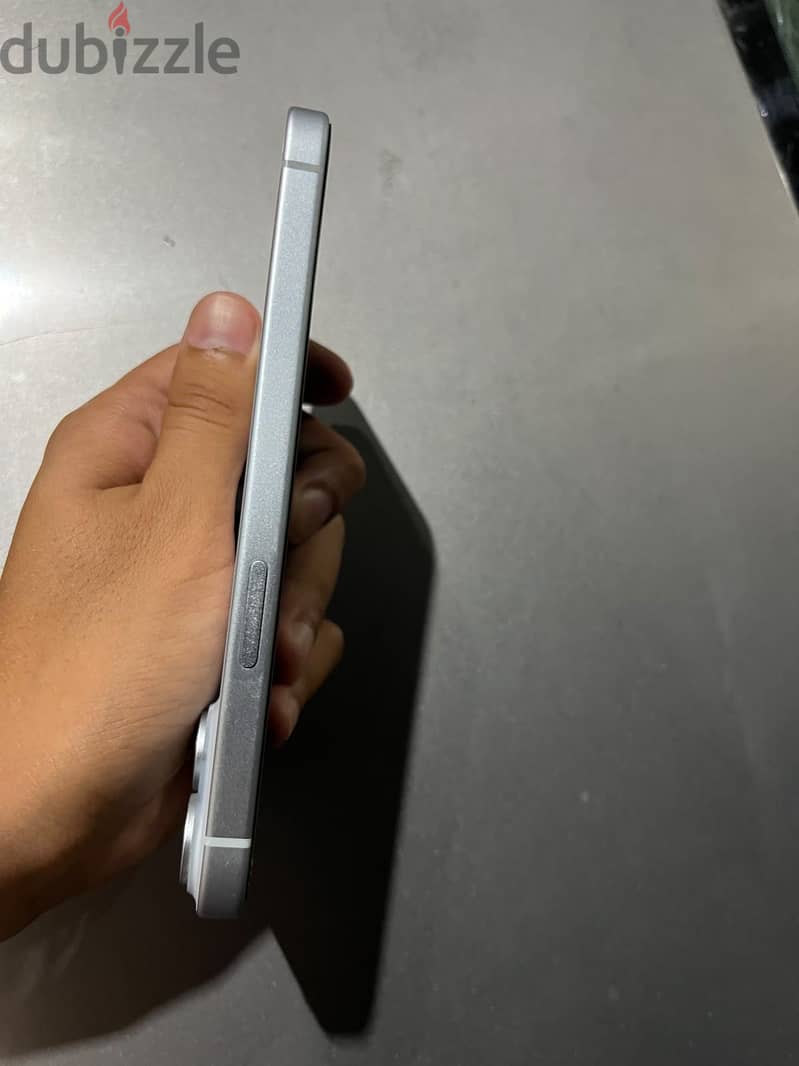 Apple - iPhone 15 4
