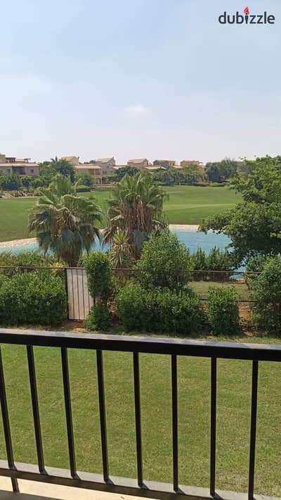 For rent, a model W villa in Madinaty, super lux with kitchen and air conditioning, golf and lakes.