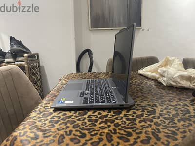 Lenovo LOQ 15IAX9E