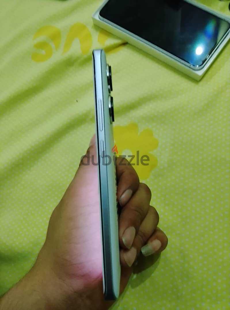Xiaomi Redmi Note 13 Pro plus 5