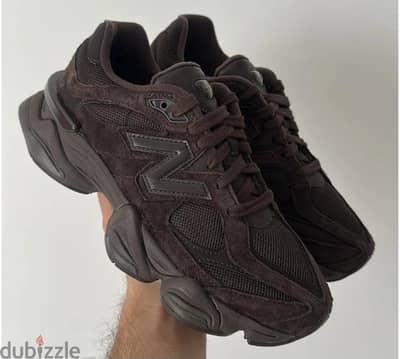 حذاء new balance 9060 مقاس 43