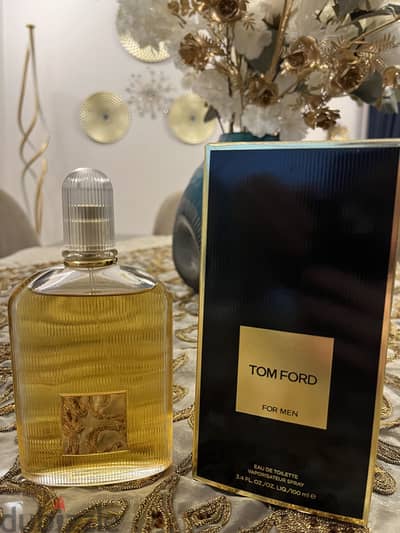 Tom ford perfume eau de toilette original فتح من علبه فقط