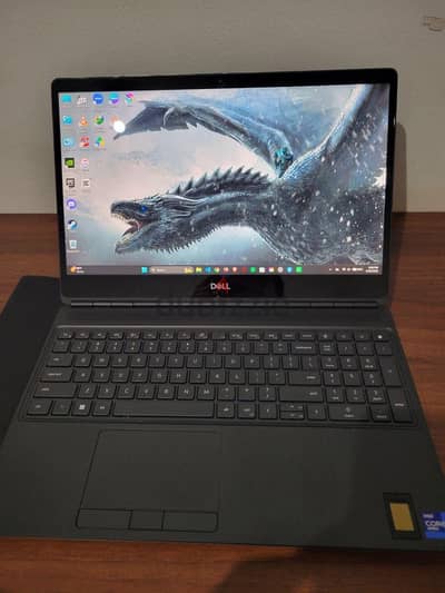 Dell pecision 7560 I9 Touck Screen 512/16
