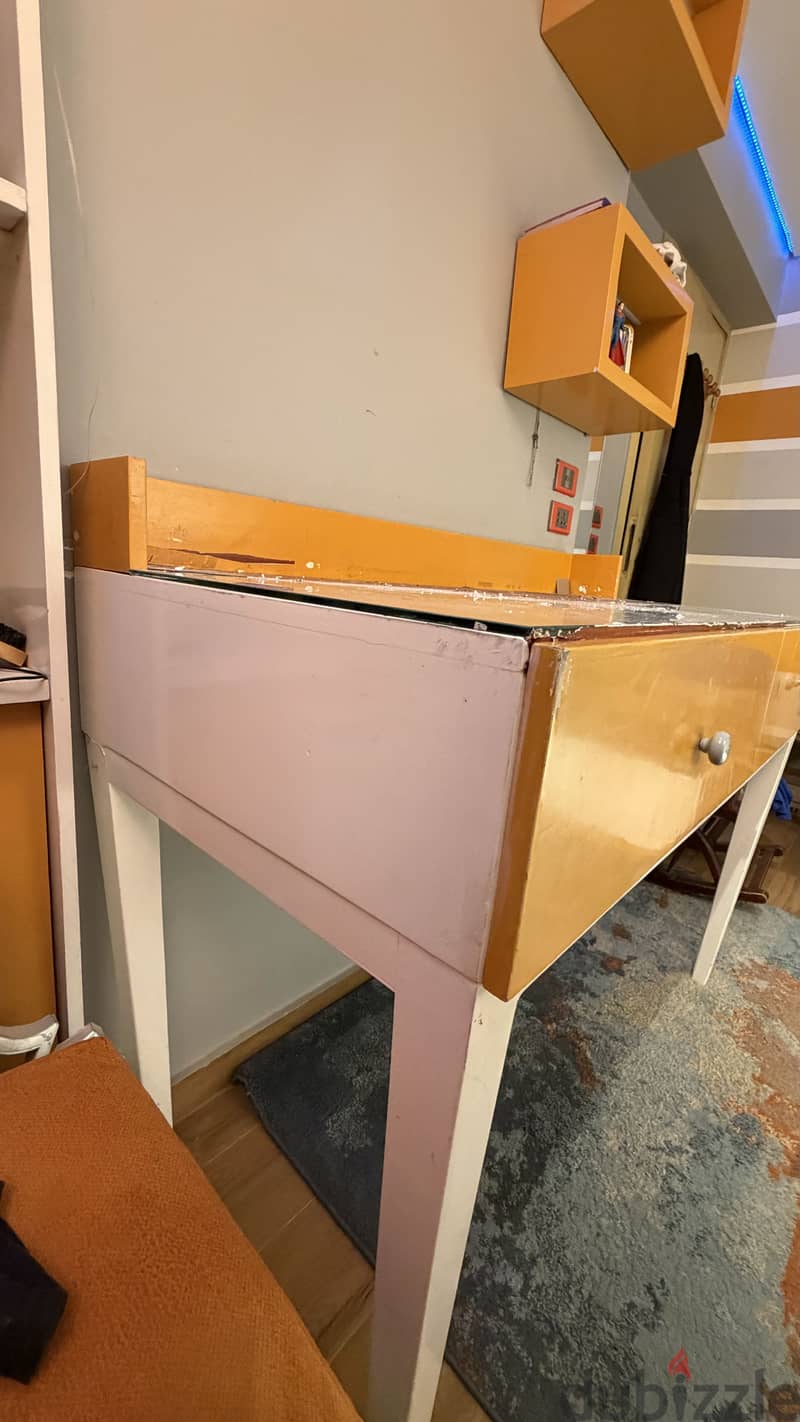 Orange desk 4