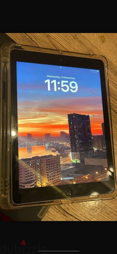 Apple ipad 6th generation ايباد الجيل السادس