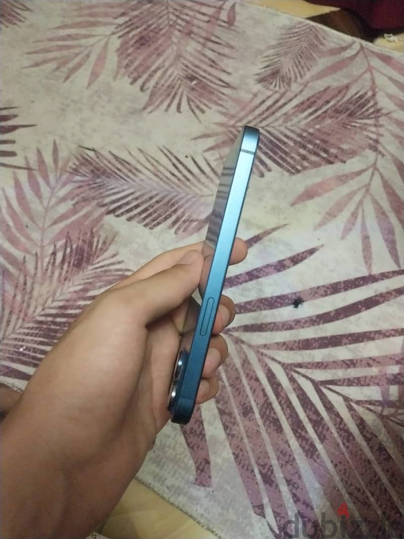 Apple - iPhone 13 2