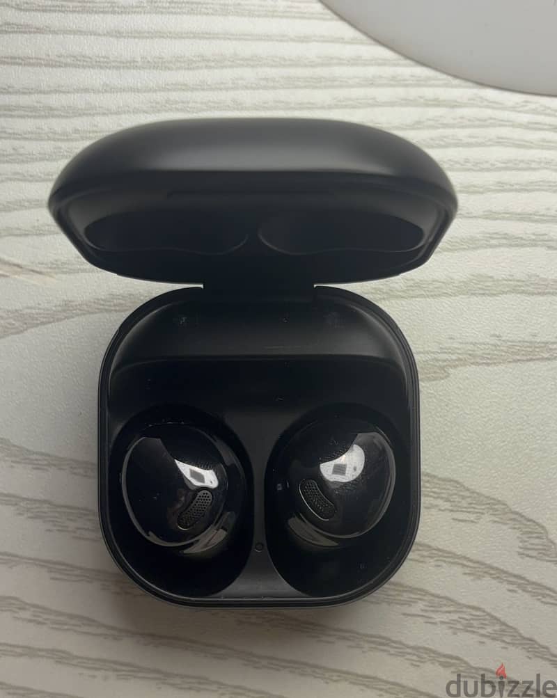 Used samsung earbuds 1