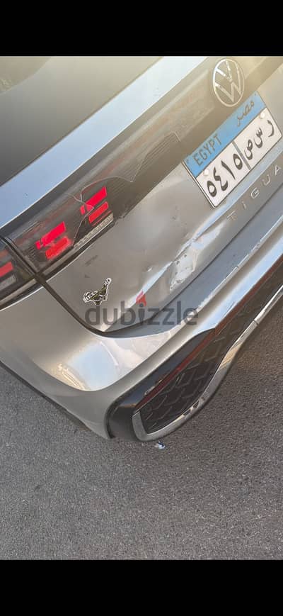 للبيع كشاف خلفي أصلي Volkswagen Tiguan مكسور