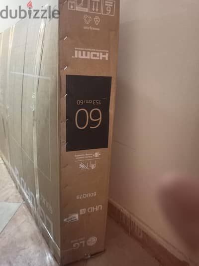 شاشه Lg  سمارت استخدام بسيط من بي تك بالضمان بدون فصال