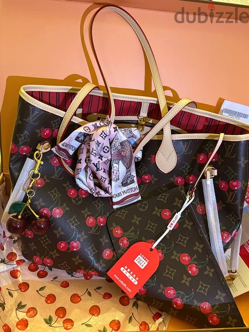 فرصة Louis Vuitton bag 2