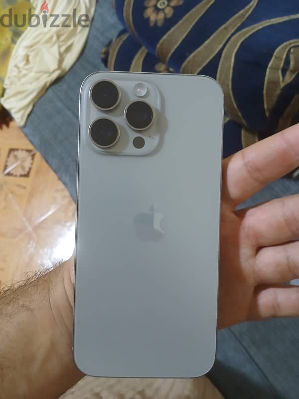iPhone 16 pro max 1